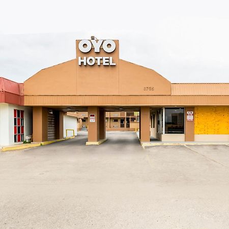 Oyo Hotel San Antonio Lackland Afb Seaworld Hwy 90 W Ngoại thất bức ảnh
