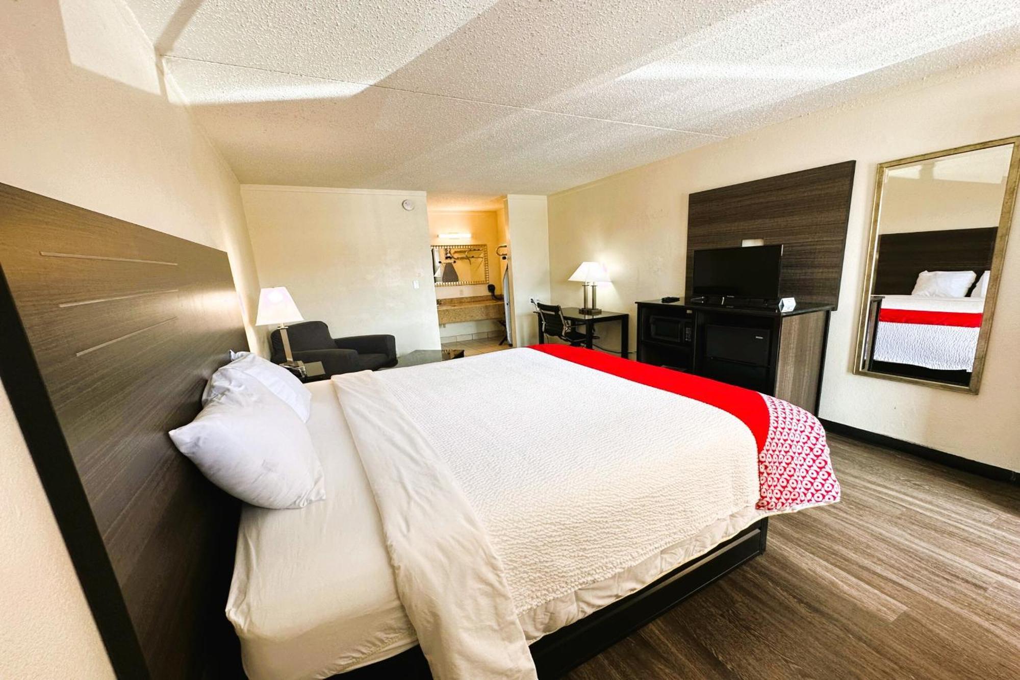 Oyo Hotel San Antonio Lackland Afb Seaworld Hwy 90 W Ngoại thất bức ảnh