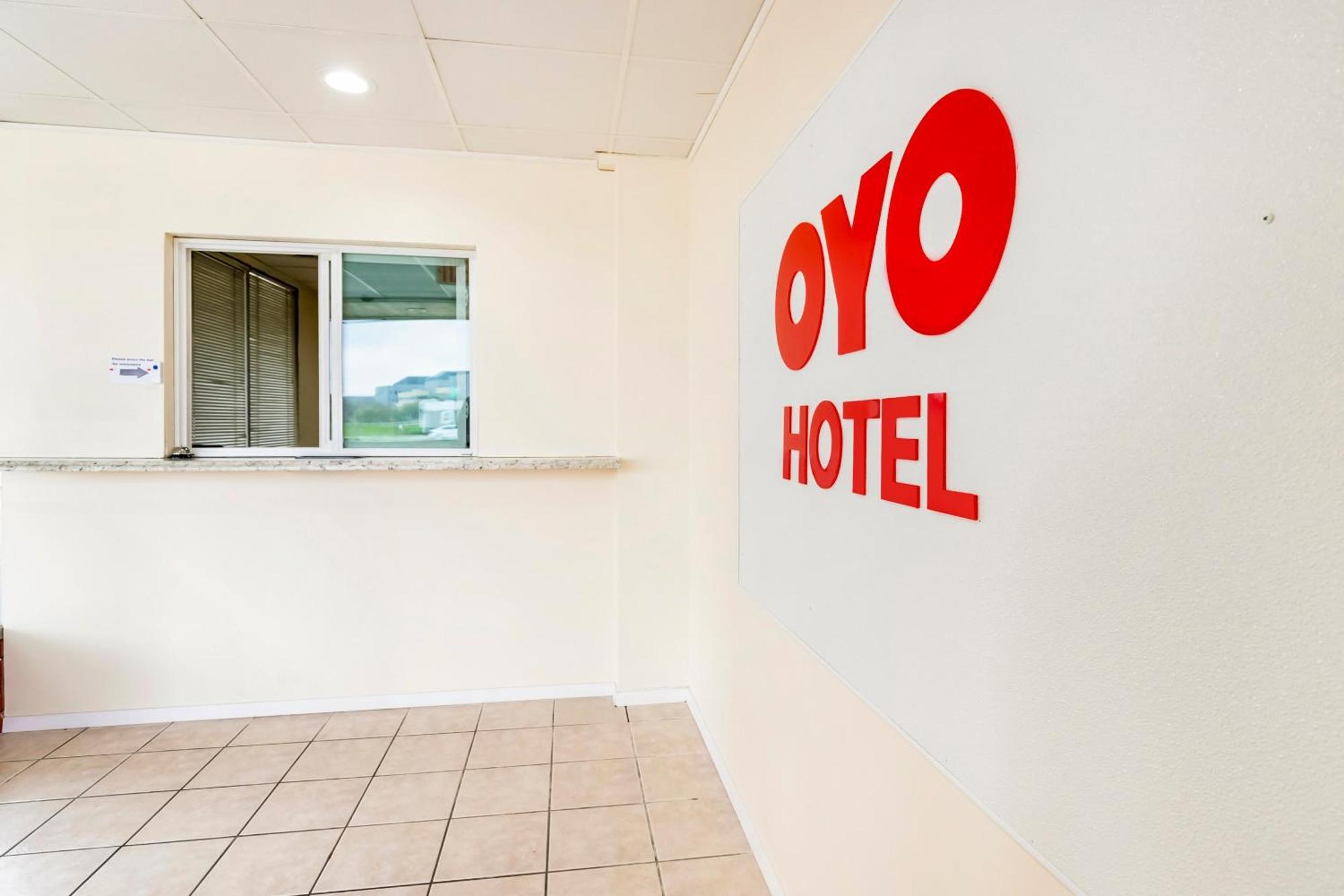 Oyo Hotel San Antonio Lackland Afb Seaworld Hwy 90 W Ngoại thất bức ảnh
