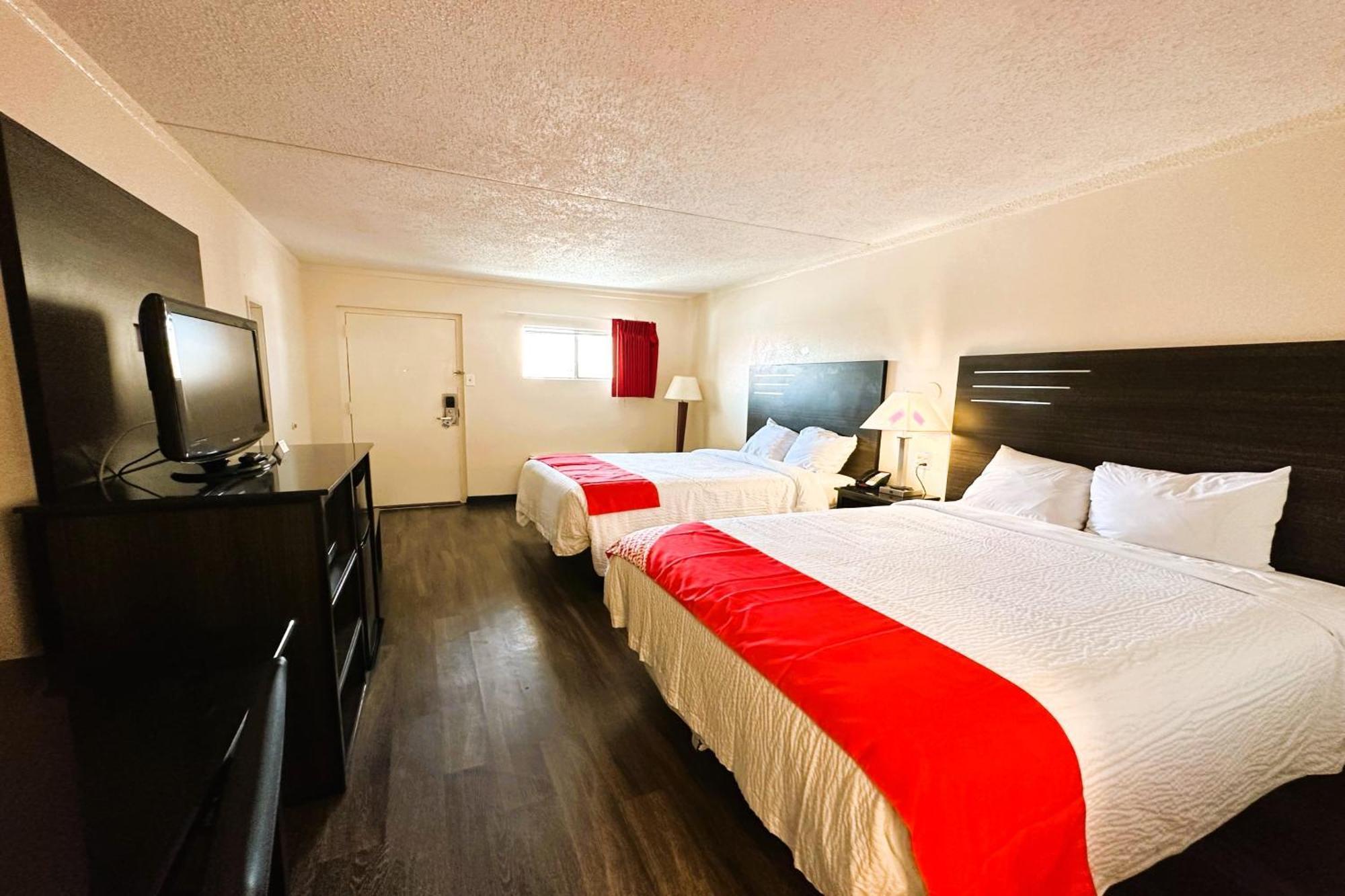 Oyo Hotel San Antonio Lackland Afb Seaworld Hwy 90 W Ngoại thất bức ảnh