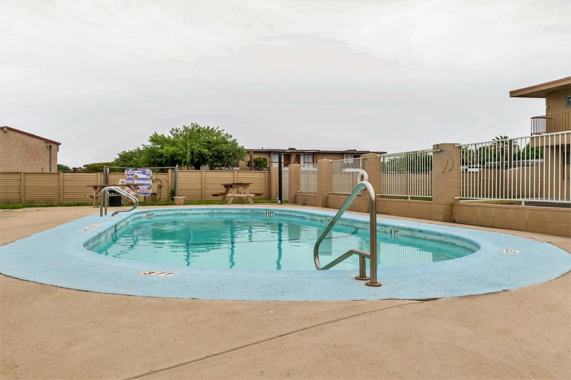 Oyo Hotel San Antonio Lackland Afb Seaworld Hwy 90 W Ngoại thất bức ảnh