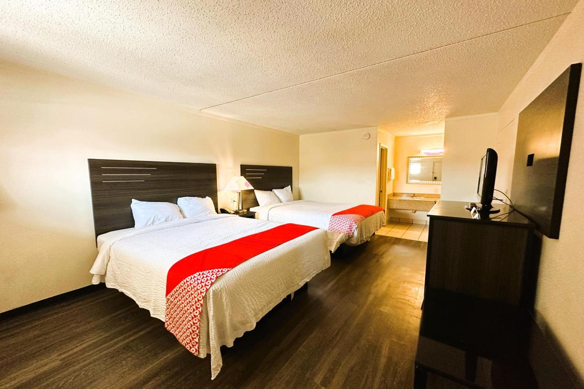 Oyo Hotel San Antonio Lackland Afb Seaworld Hwy 90 W Ngoại thất bức ảnh