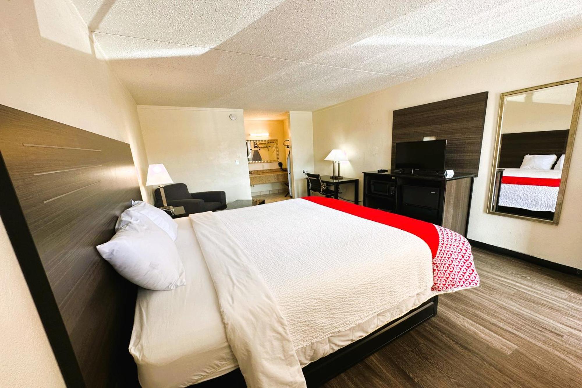 Oyo Hotel San Antonio Lackland Afb Seaworld Hwy 90 W Ngoại thất bức ảnh