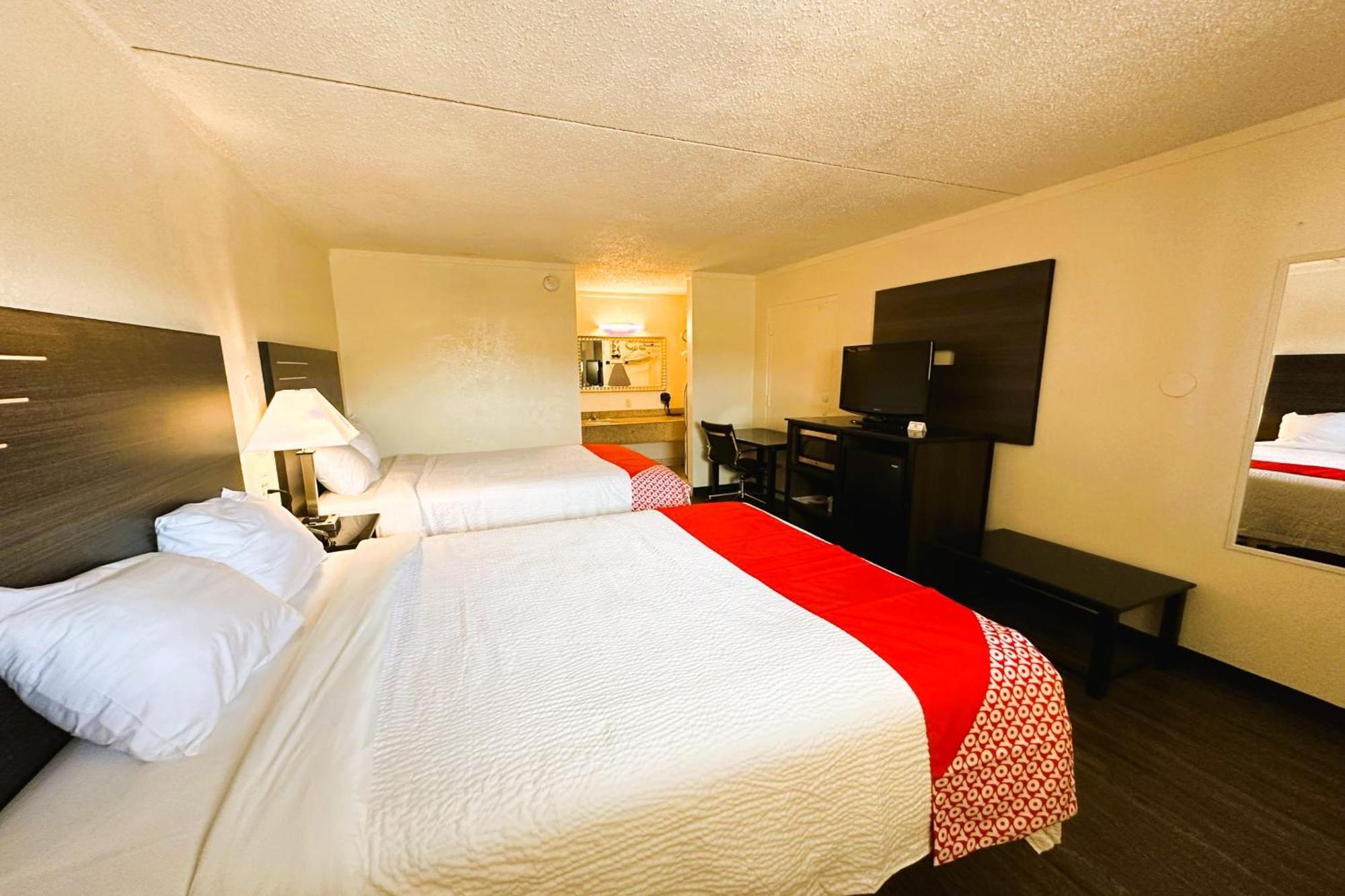 Oyo Hotel San Antonio Lackland Afb Seaworld Hwy 90 W Ngoại thất bức ảnh